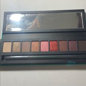 MAC Shiny Pretty Things Eye Shadow Palette